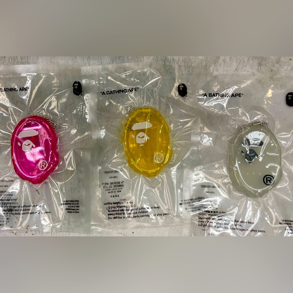 Bape ape head coin and key chain holder
